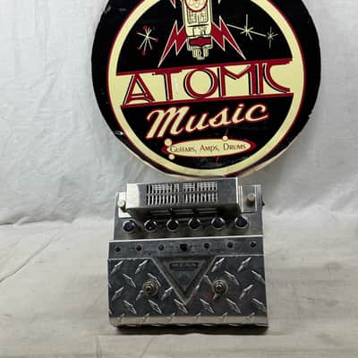 Mesa Boogie V-Twin Guitar Tube Preamp Pedal image 1