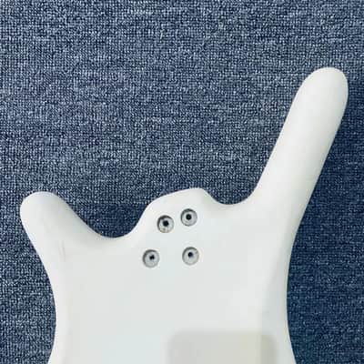 White Warwick Bass Body image 9