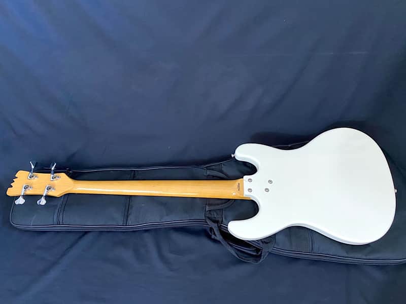 2000s Mosrite Mark II Bass in great condition RAMONES | Reverb Canada