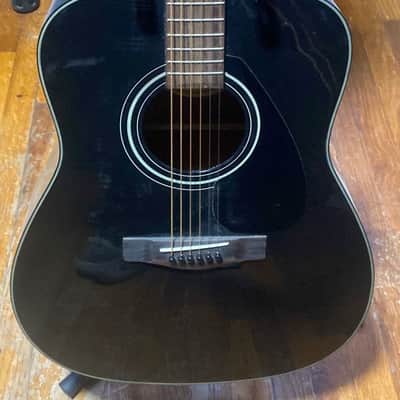 Yamaha F335-BL Dreadnought Acoustic Guitar 2010s - Black image 1