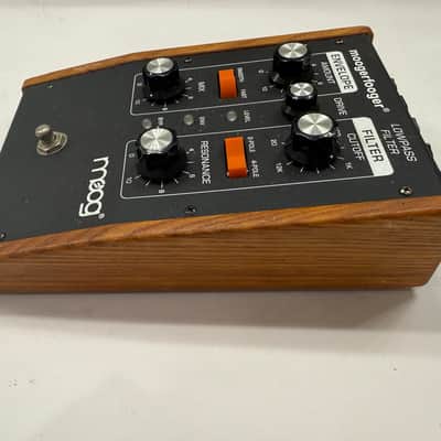 Moog Moogerfooger MF-101 Low Pass Envelope Filter Guitar Effect Pedal + PSU image 4