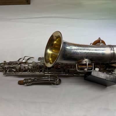C.G. Conn Chu-Berry Alto Saxophone 1928 - Silver image 3