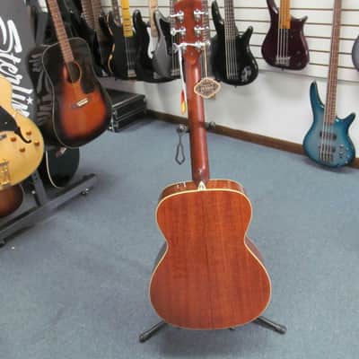 Alvarez LF60e Sunset Laureate Series Folk/OM Acoustic Electric Guitar - Sunset image 6