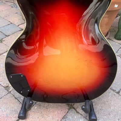 Guild Starfire 1966 - Sunburst image 3