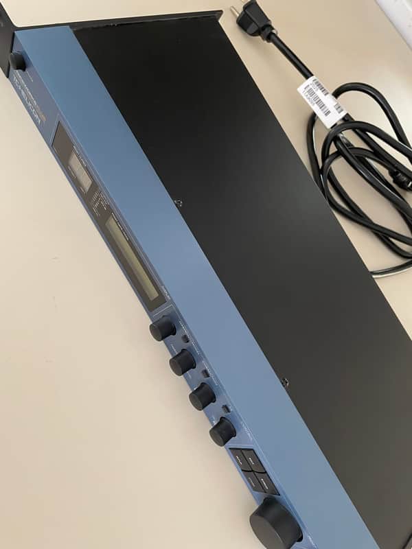 TC Helicon VoiceWorks PLUS Vocal Multi-Effects 2010s (With Power Cord) image 1