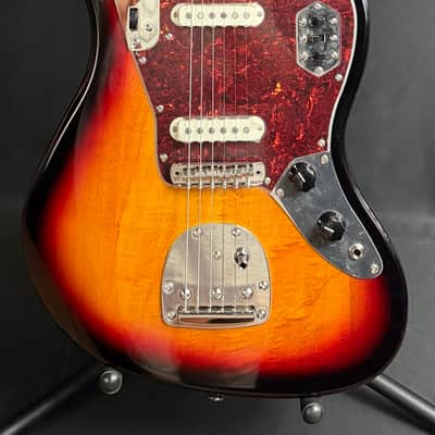 Squier Classic Vibe 70's Jaguar Electric Guitar 3-Tone Sunburst Finish (393) image 1