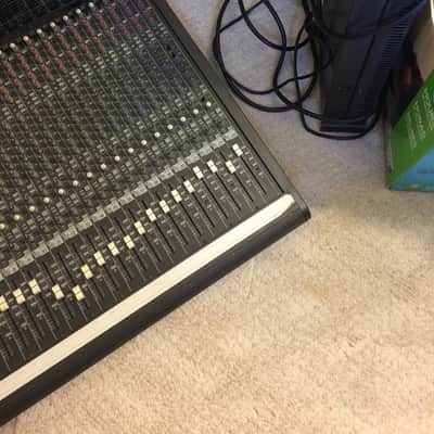 Mackie 24 channel mixer with meter bridge and power supply image 4