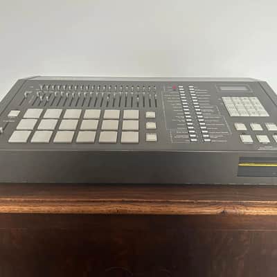 Linn 9000 Integrated Digital Drums / Midi Keyboard Recorder 1984-1986 - Dark Grey image 5