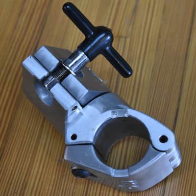 DW 1.5" to 1.5" T Joint Leg Rack Clamp image 3