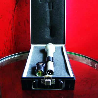 Vintage 1996 Electro-Voice RE10 Supercardioid Dynamic Microphone Low Z w mic clip RE11 RE15 RE16 RE18 Stevie Nicks # 2 image 4