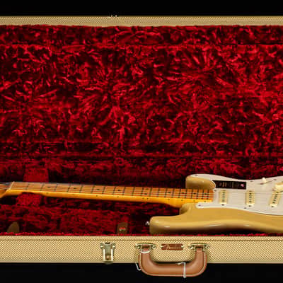 Fender American Vintage II 1957 Stratocaster Maple Fingerboard Vintage Blonde (617) image 7