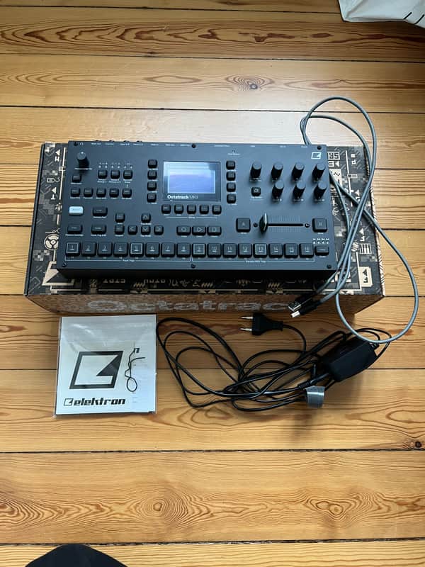Elektron Octatrack MkII Dynamic 8-Track Performance Sampler 2017 - 2021 Gray image 1