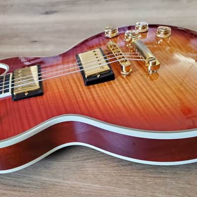 Gibson Les Paul Supreme 2008 - Cherryburst image 5