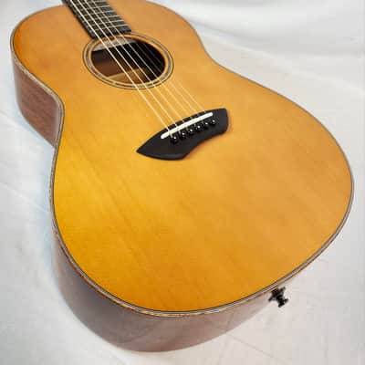 Yamaha CSF3M All-Solid Parlor Guitar, Piezo Pickup, Vintage Natural, W/Bag image 9