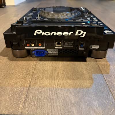Pioneer CDJ-3000 in Excellent Condition! 2 of 2 image 3