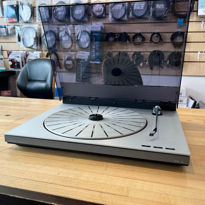 Bang & Olufsen Beogram RX 2 Turntable