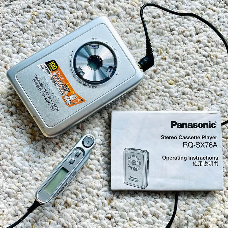 [RARE] PANASONIC SX76 Walkman Cassette Player, Near Mint Silver, Working ! image 1