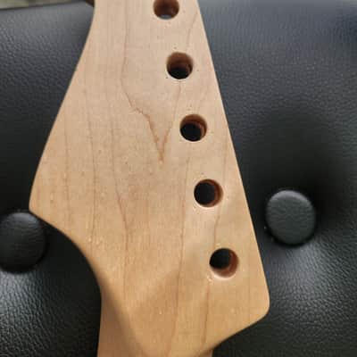 Musikraft Stratocaster Rock Maple Neck Strat Fender licensed replacement image 3