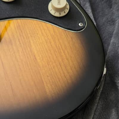 Vola OZ RV MC Electric Guitar + Sunburst Finish image 4