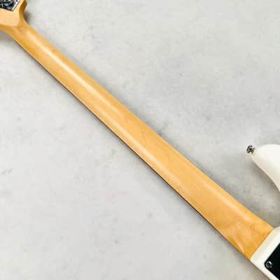 G&L Tribute Series Kiloton 4-String Bass 2017 - White image 14
