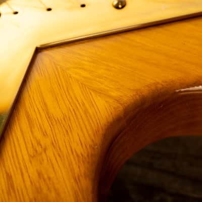 Gibson Custom 1958 Korina Flying V White Pickguard, Natural | Demo image 10