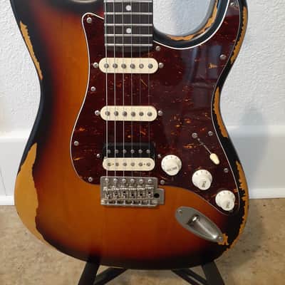 Vintage V6H Icon Distressed Tobacco Sunburst image 3