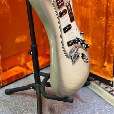 2024 Fender 70th Anniversary Vintera II Stratocaster - Antigua image 6