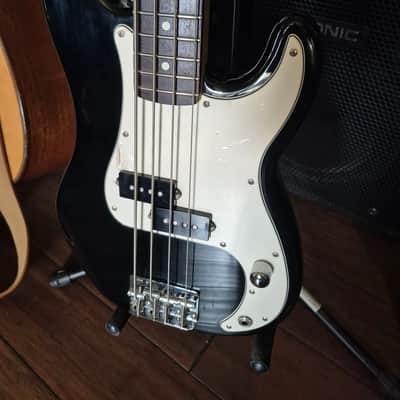 Fender Precision Bass Jr. 2004 - 2006 | Reverb