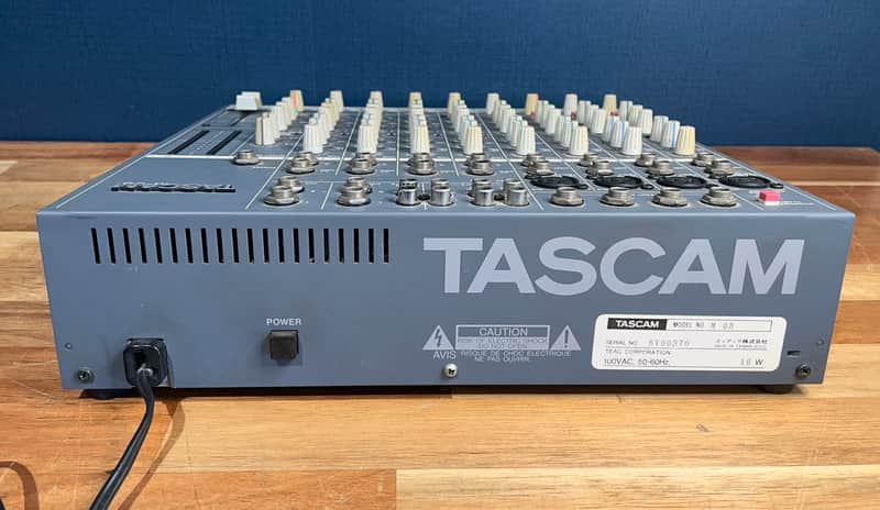 TASCAM M-08 8 Channel Analog Mixer | Reverb Norway