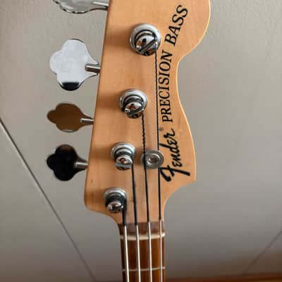 Fender Precision Bass Highway One 2008 - 3-Color Sunburst image 9