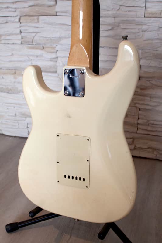 Oakland Country Gentleman Stratocaster Japan Vintage Lawsuit 70's