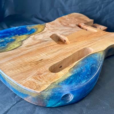 MH Customs TX – “Sunset Tide” T-Style Body 2026 - Nitrocellulose Gloss image 4