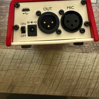 TC Helicon Mic Mechanic 2 2017 - 2021 - Red image 7