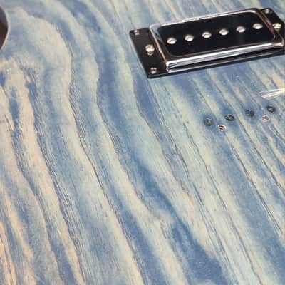 Ultralight Contemporary HH T Style Loaded Body 1pc Swamp Ash Denim Fade Body Contours image 2