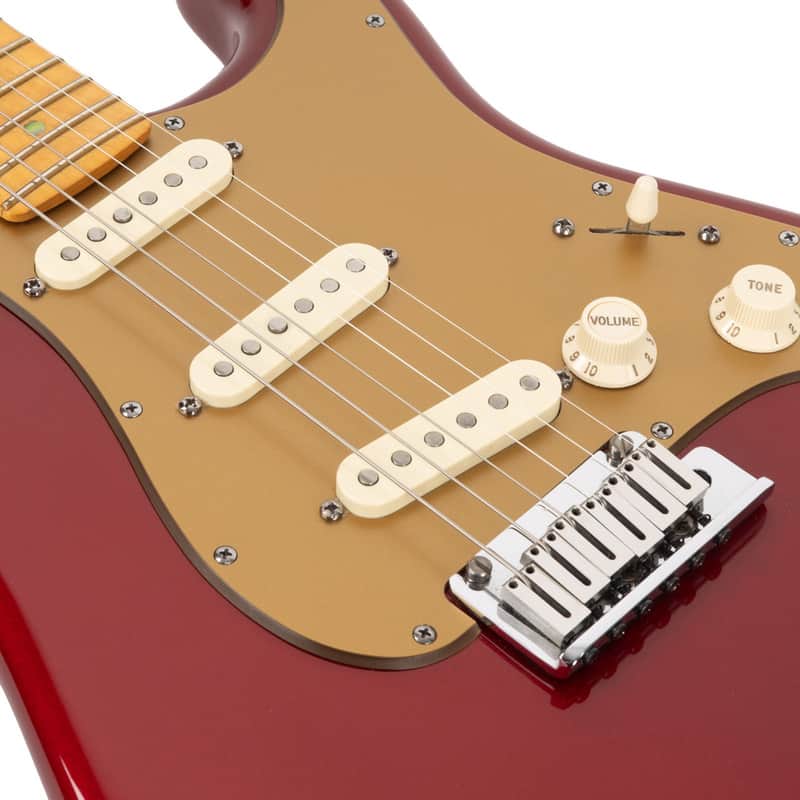 Fender American Deluxe Stratocaster V-Neck 2004 - 2010 | Reverb