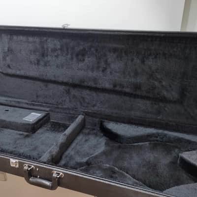 Kana Music Hardcase for Warlock Bass - 703WG5B - Black image 2