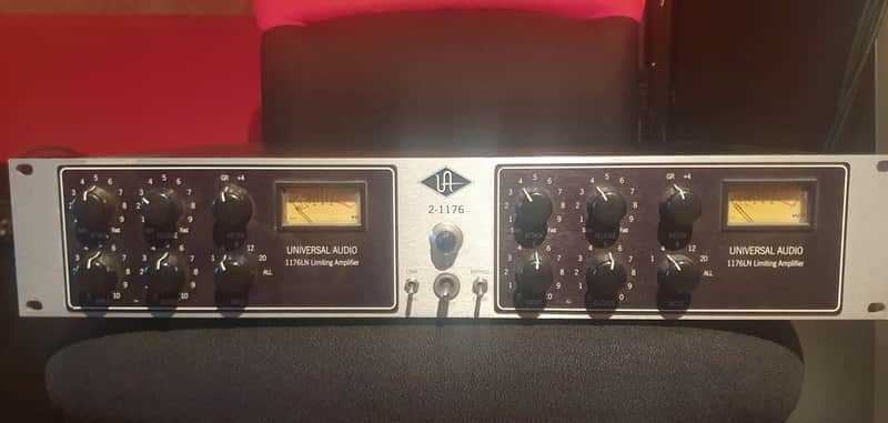 Universal Audio 2-1176 Stereo Limiter 2000s - Black / Silver image 1