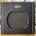Supro 1812R Blues King 12 15-Watt 1 x 12" Electric Guitar Combo Amplifier