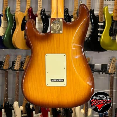 Fender 75 Th Anniversary Commemorative Stratocaster 2 Color Bourbon Burst Mn image 6