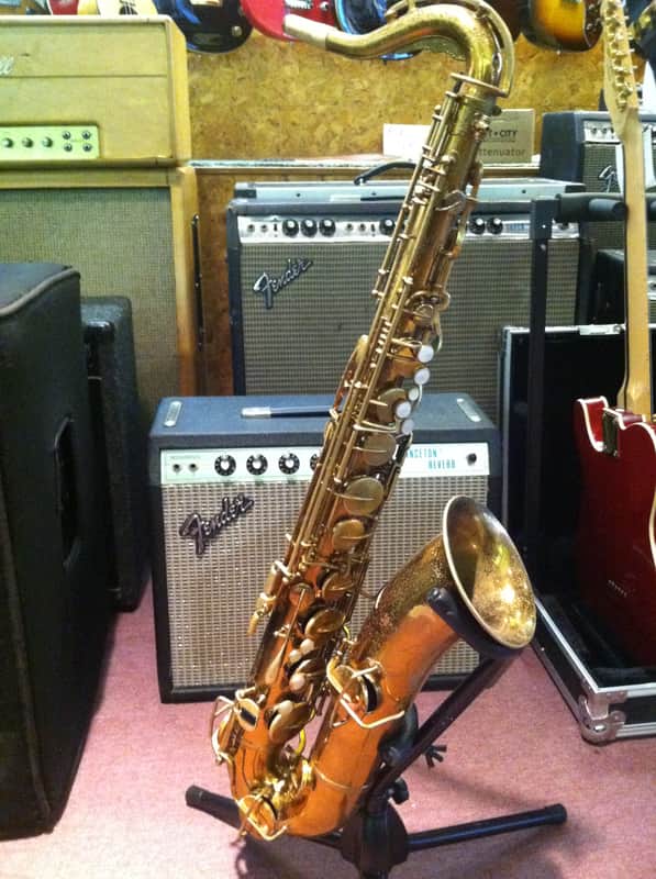 Buescher Saxophone Aristocrat #255xxx Gold lacquer finish image 1