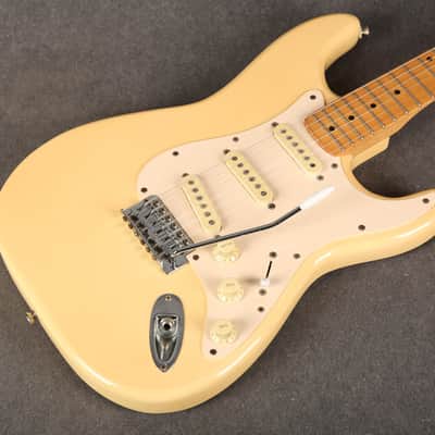 Squier Stratocaster - Made in Korea - White - 2nd Hand image 11