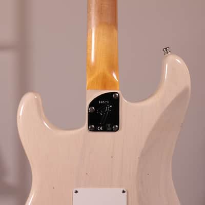 Fender Custom Shop Postmodern Stratocaster Journeyman Relic - Maple Fingerboard, Aged White Blonde image 12