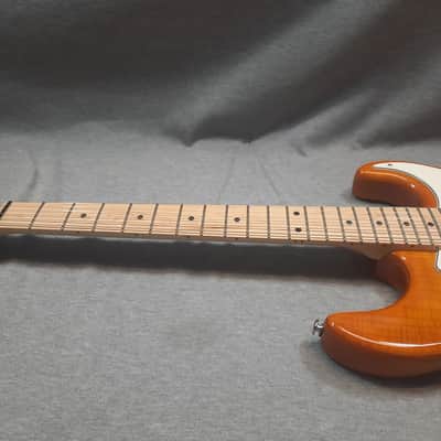 G&L USA Legacy HSS 2022 Honeyburst image 4