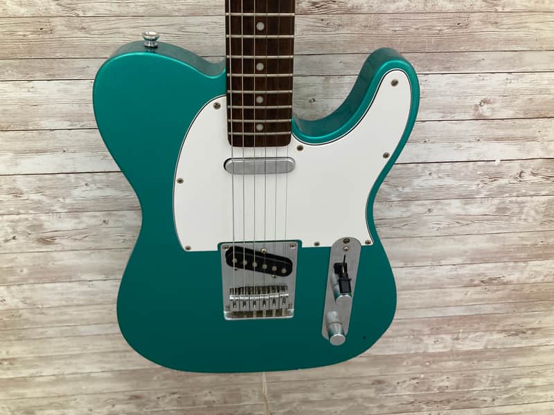 Squier Affinity Telecaster with Maple Fretboard, String Through Body