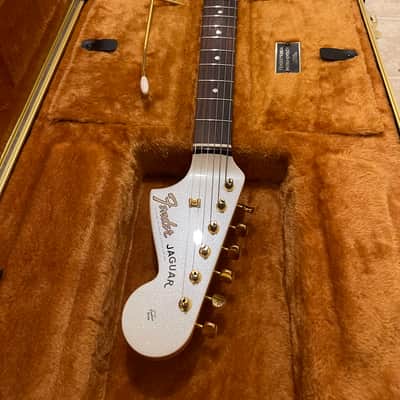 Fender MIJ Traditional '60s Jaguar 2025 Collection 2025 - White Pearl image 8