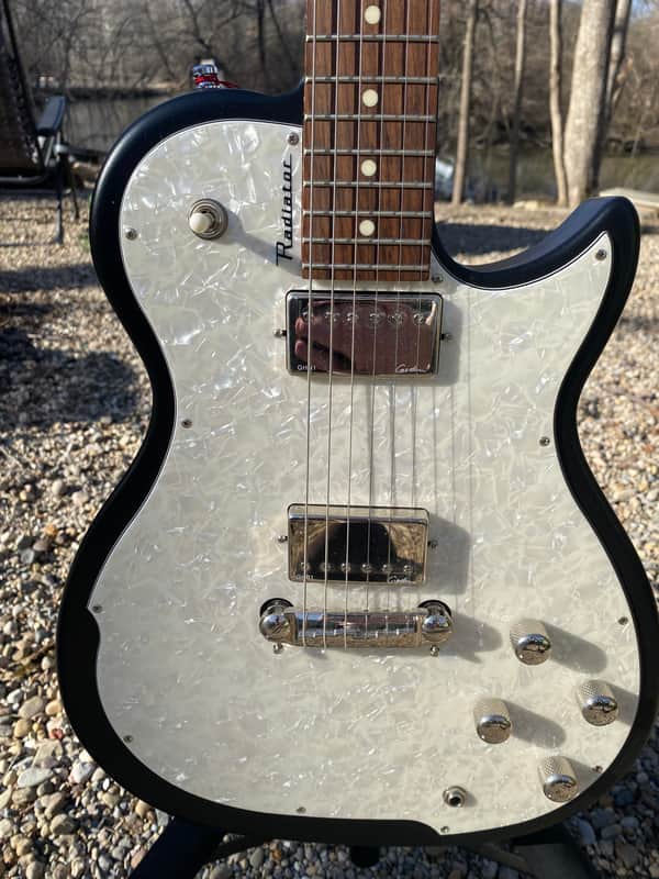 Godin Radiator 2019 - 2020 - Bourbon Burst image 1