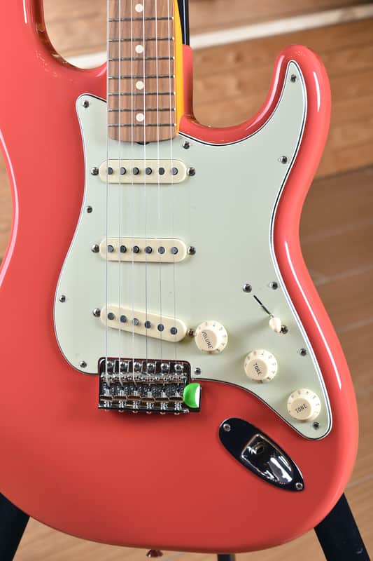 Fender Mexico '60s Stratocaster Lacquer Fiesta Red | Reverb