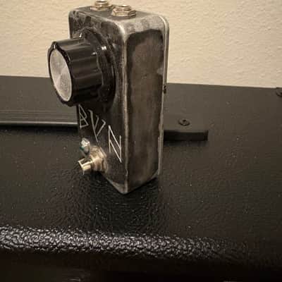 Black Hawk Gandalf one knob octave fuzz 2010s image 4