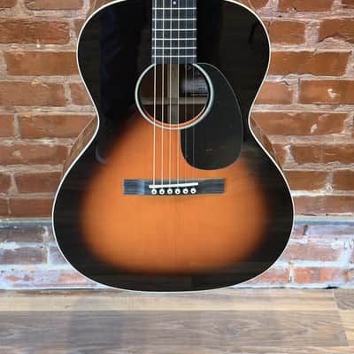 Martin CEO-7 Grand Concert 00 Acoustic Guitar | Sunburst image 1