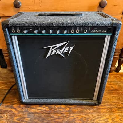 Vintage 1990s Peavey Basic 60 Bass Guitar Amplifier Combo Amp 60W image 2